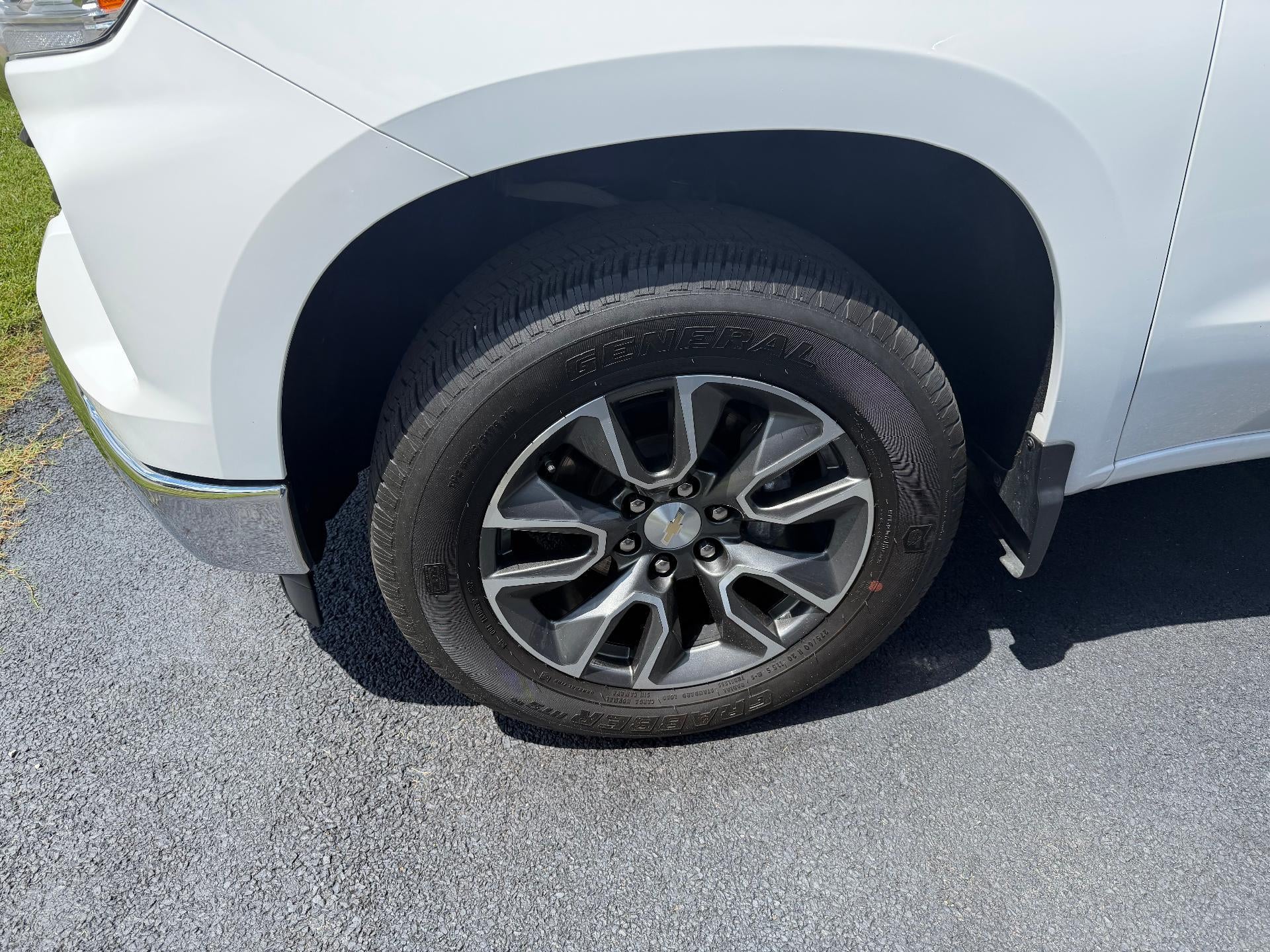2023 Chevrolet Silverado 1500 LT (2FL)