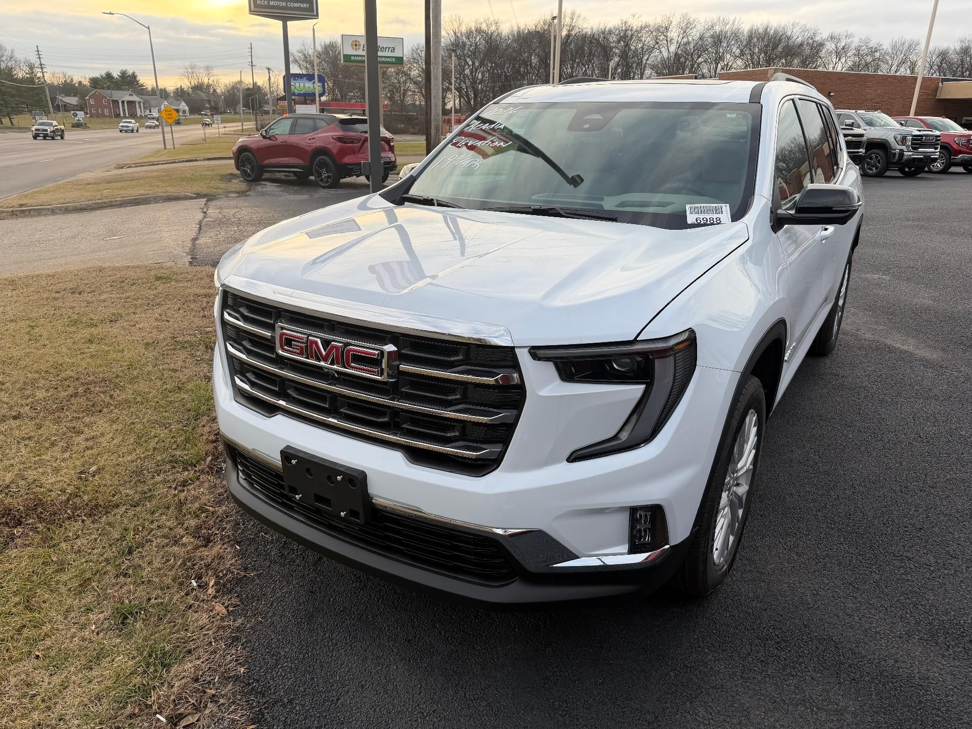 2026 GMC Acadia Elevation
