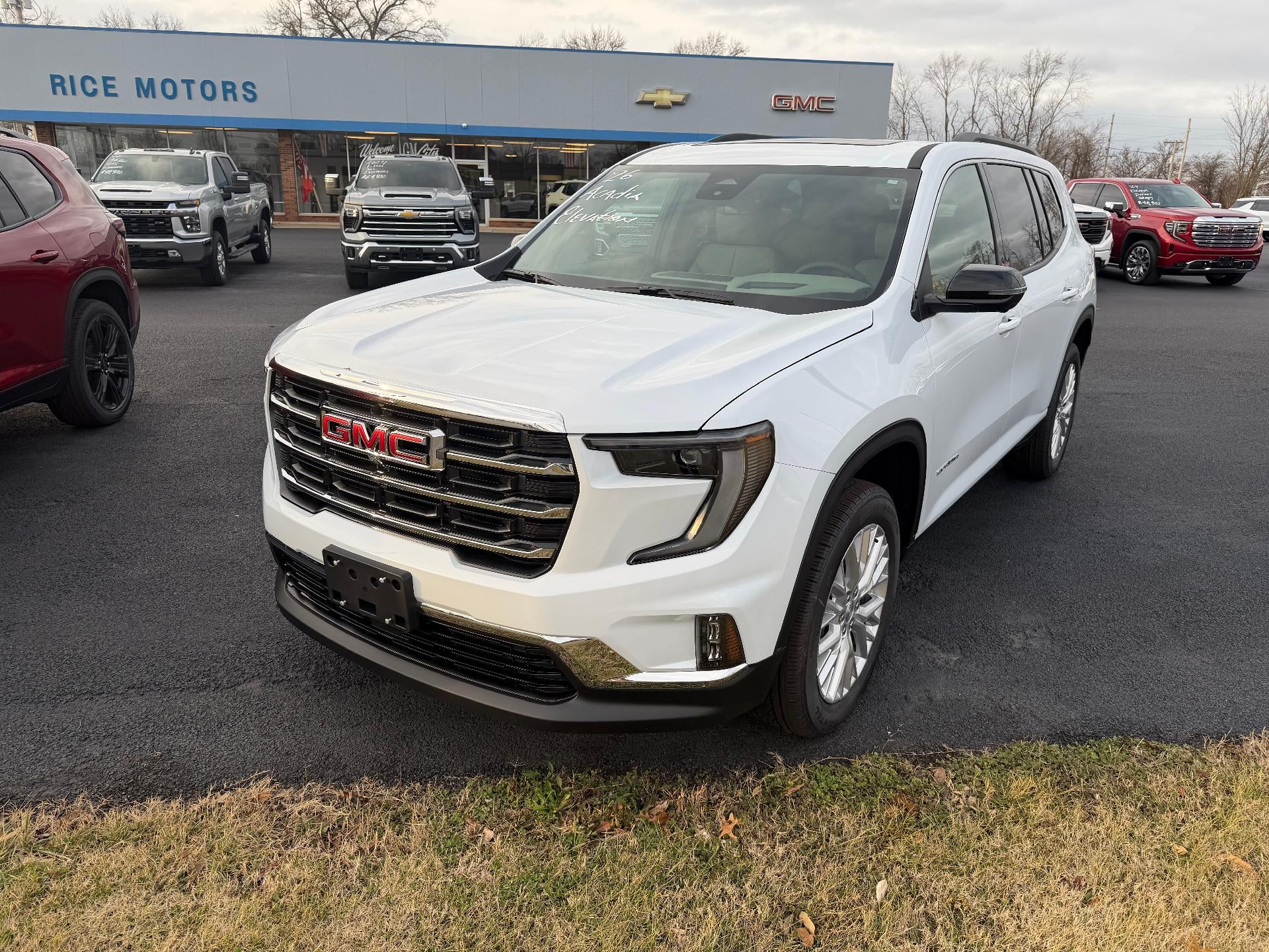 2026 GMC Acadia Elevation