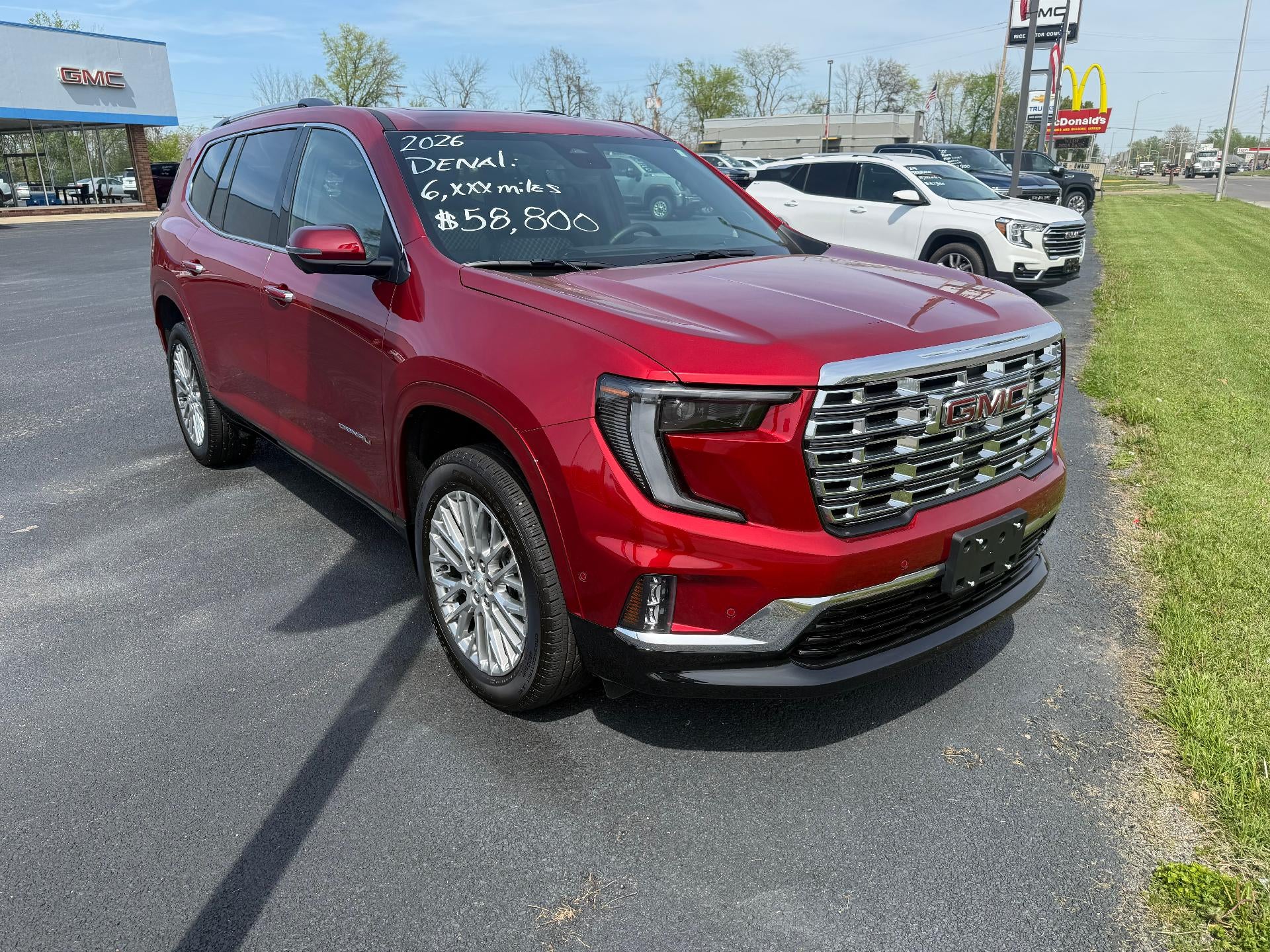 2026 GMC Acadia Denali