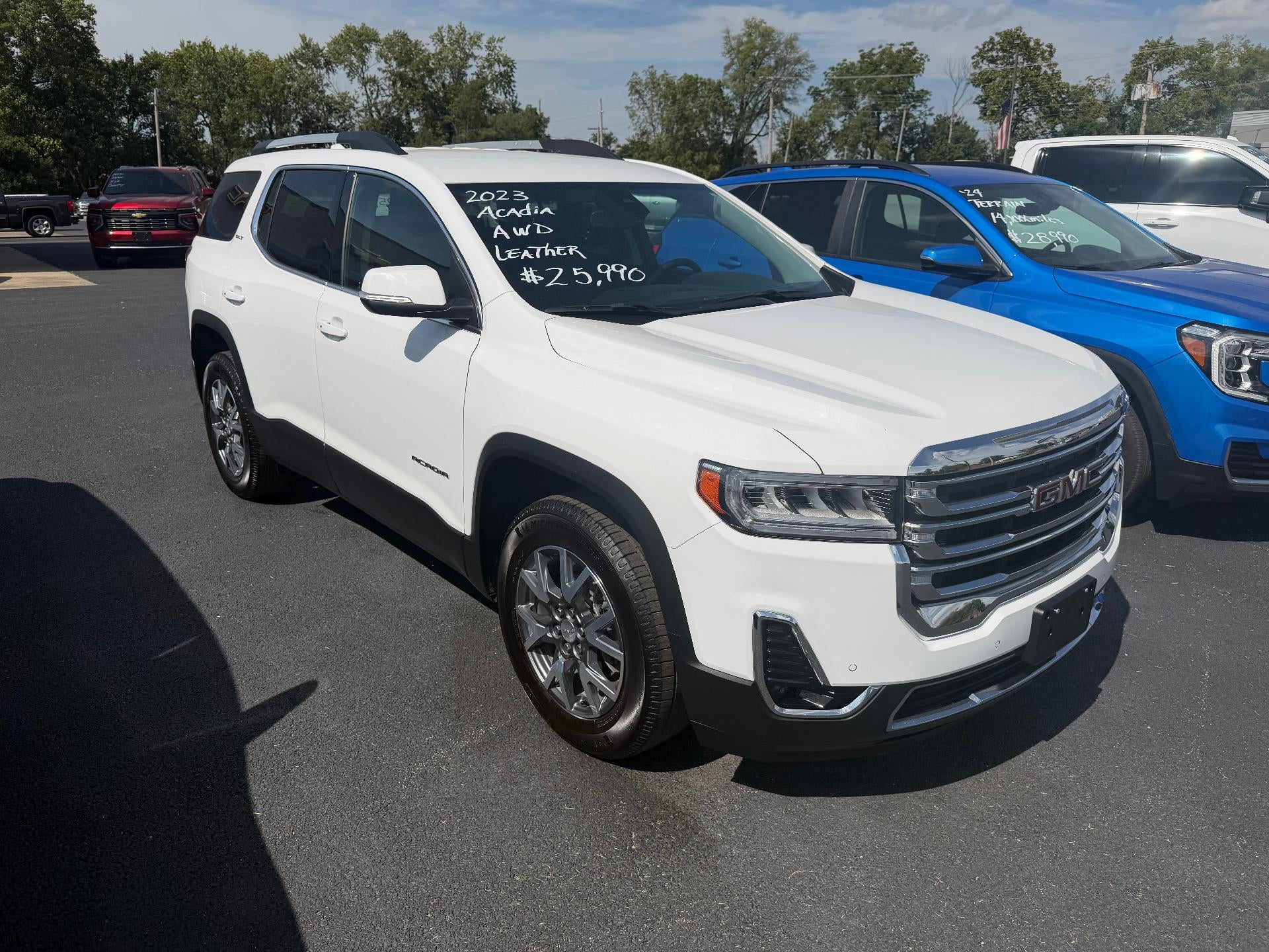 2023 GMC Acadia SLT