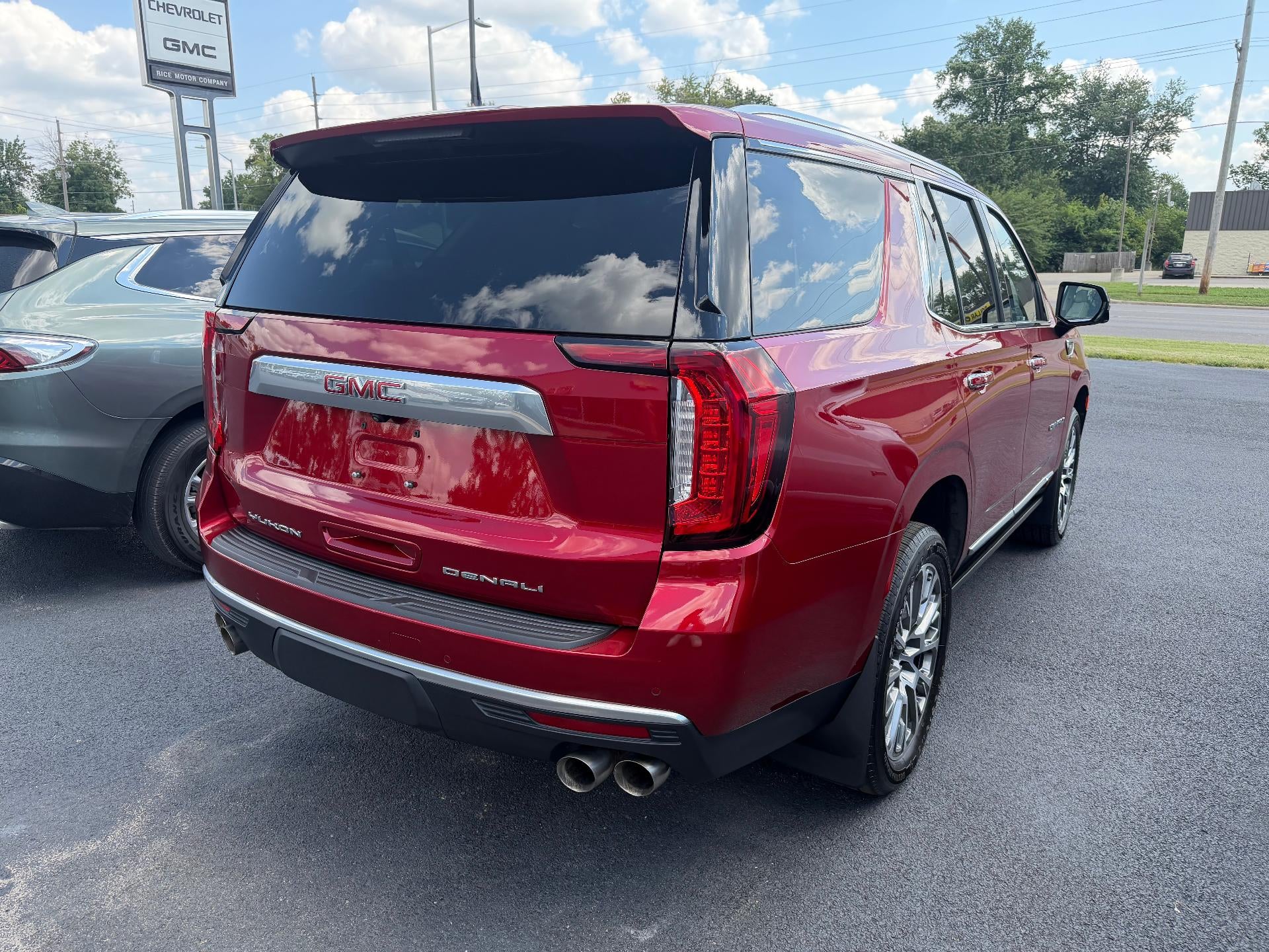 2024 GMC Yukon Denali