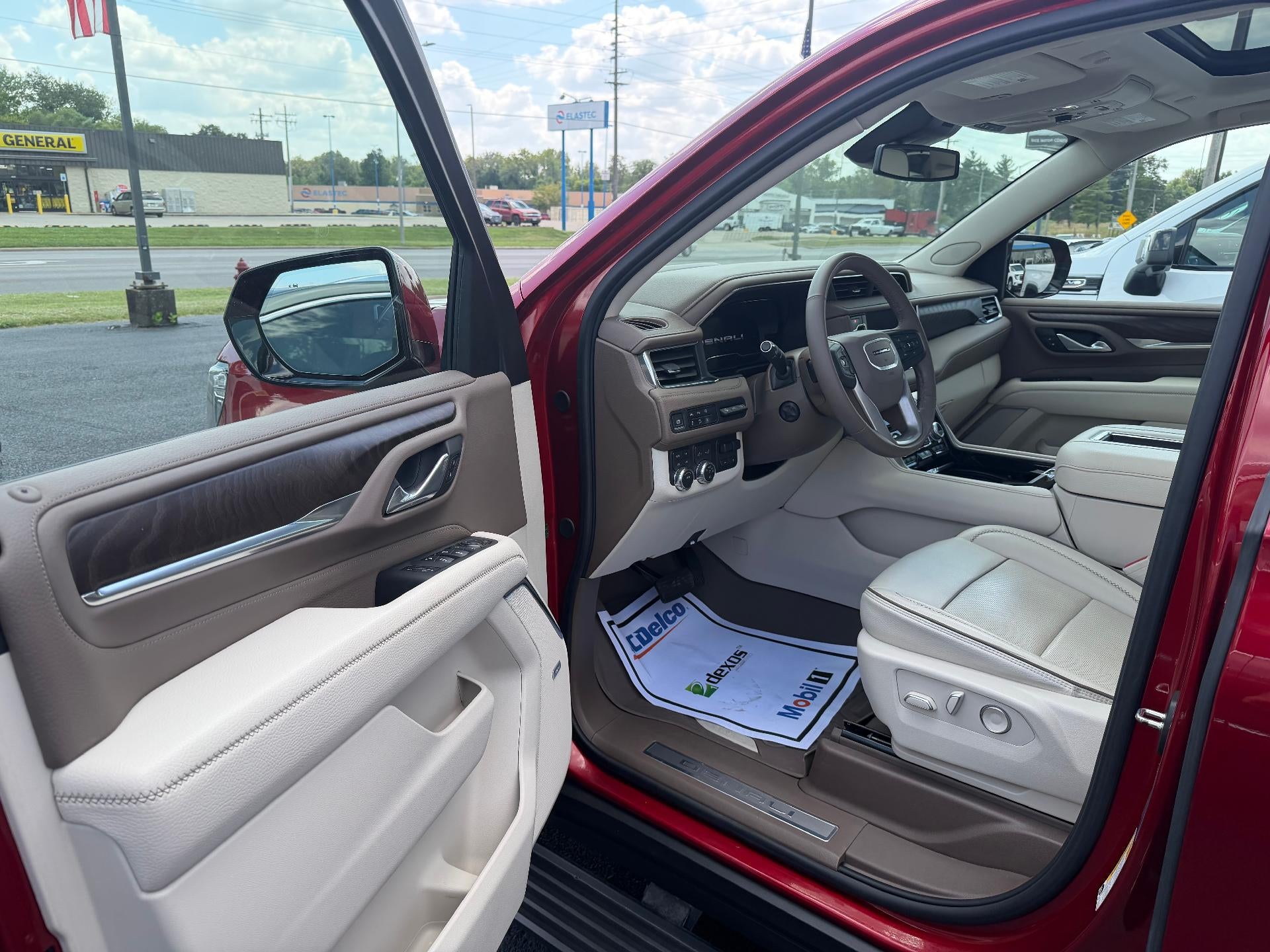 2024 GMC Yukon Denali