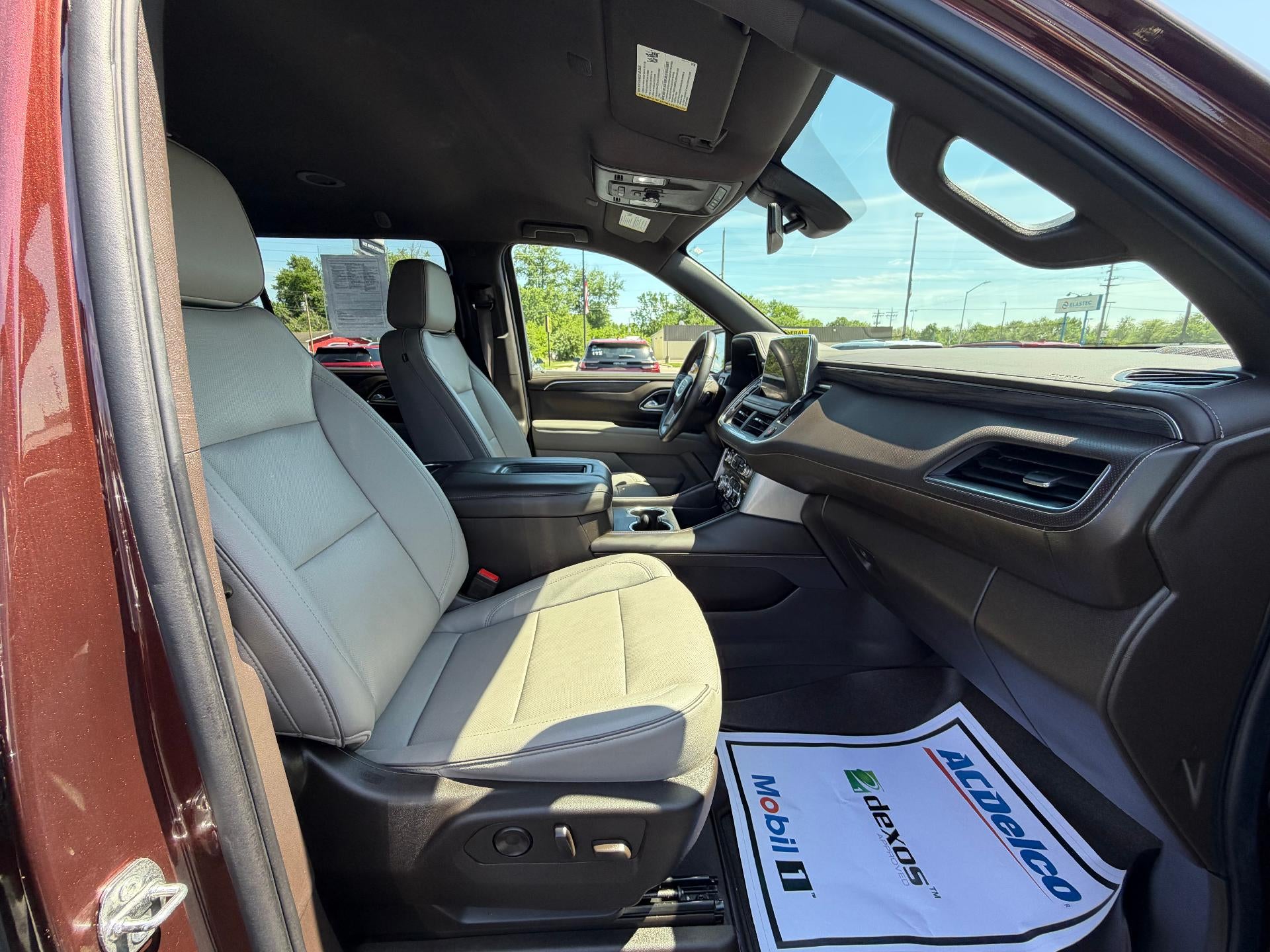 2022 GMC Yukon XL SLT