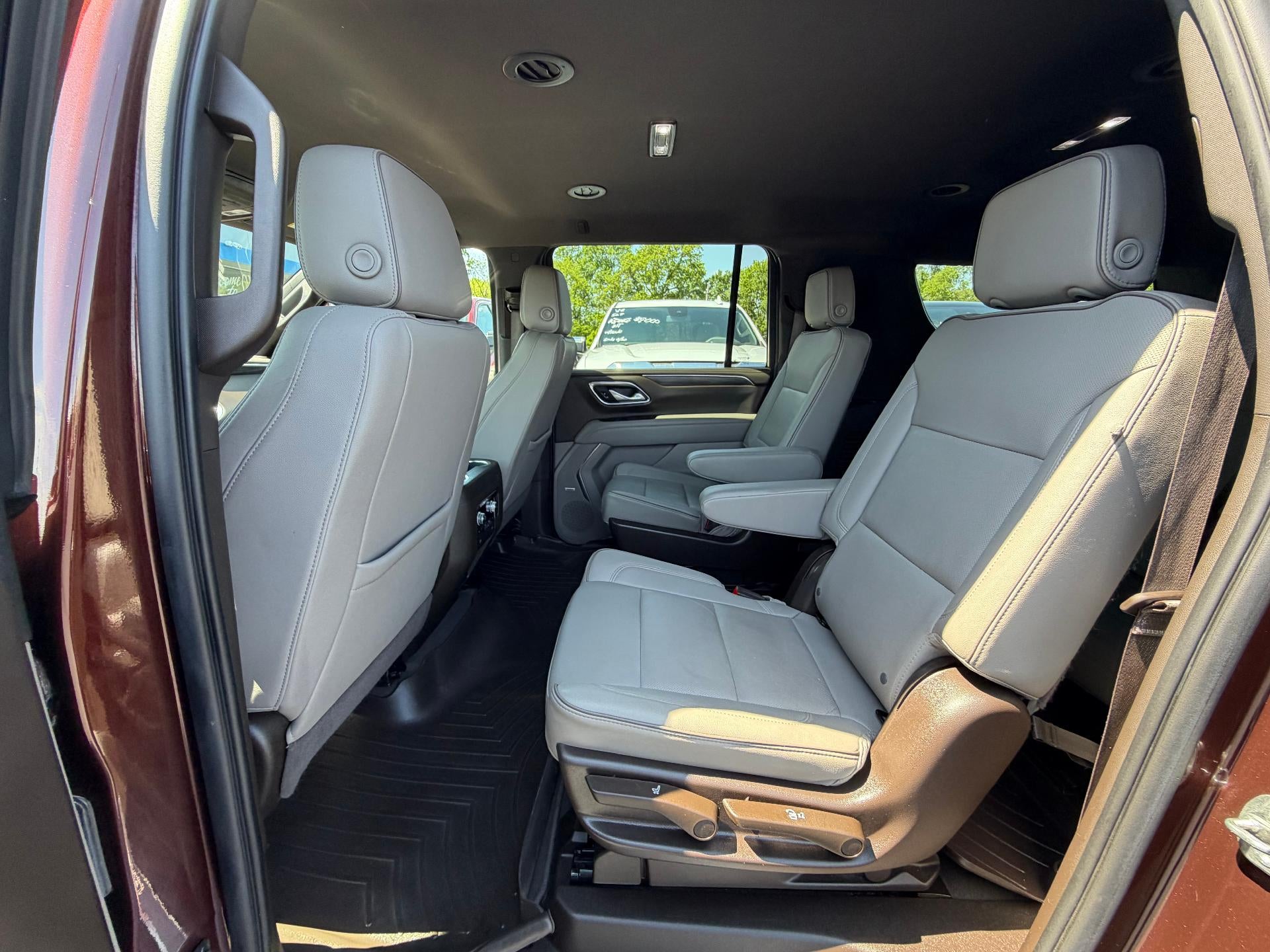 2022 GMC Yukon XL SLT