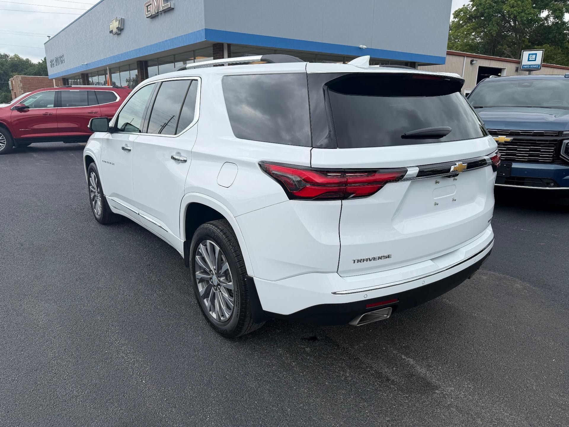 2023 Chevrolet Traverse Premier