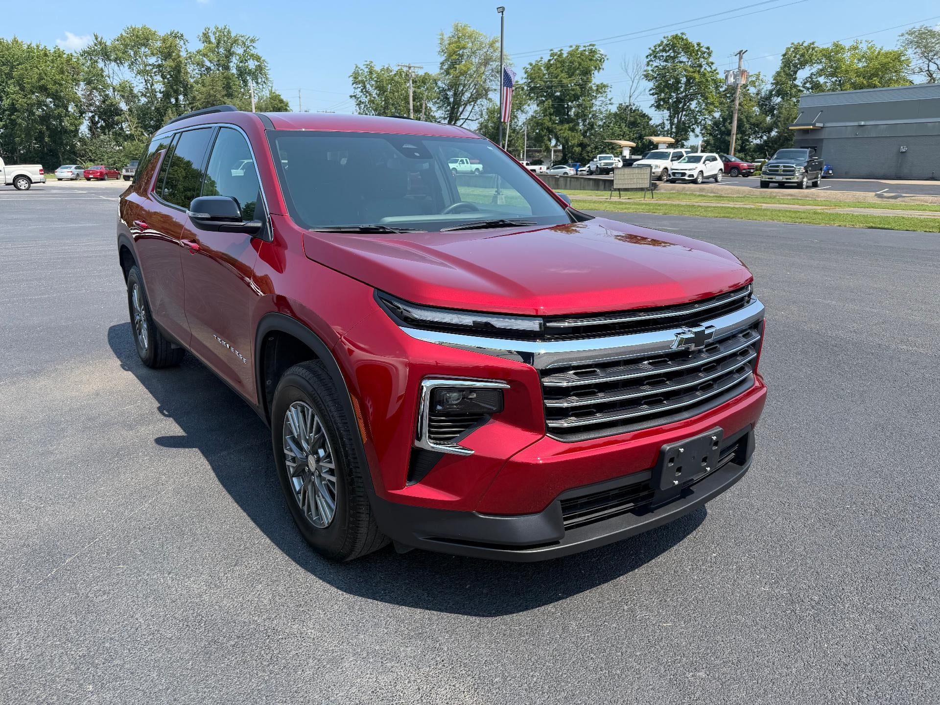 2025 Chevrolet Traverse LT