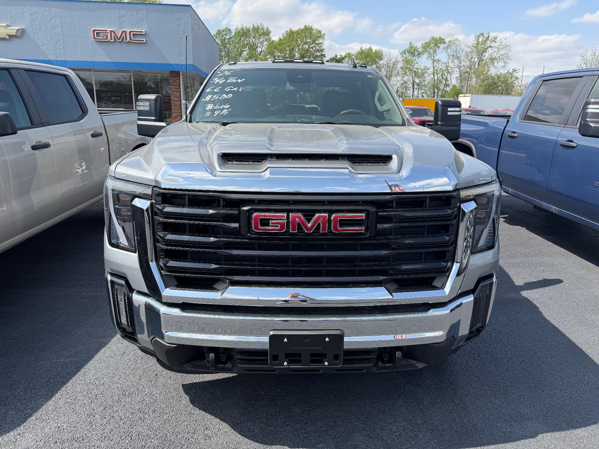 2026 GMC Sierra 2500 HD Pro