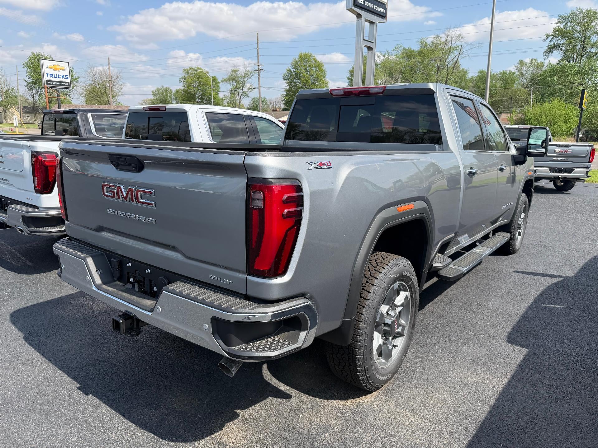 2026 GMC Sierra 2500 HD SLT