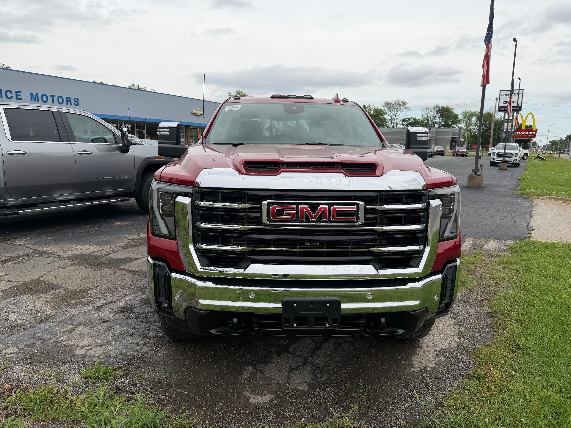 2026 GMC Sierra 2500 HD SLT