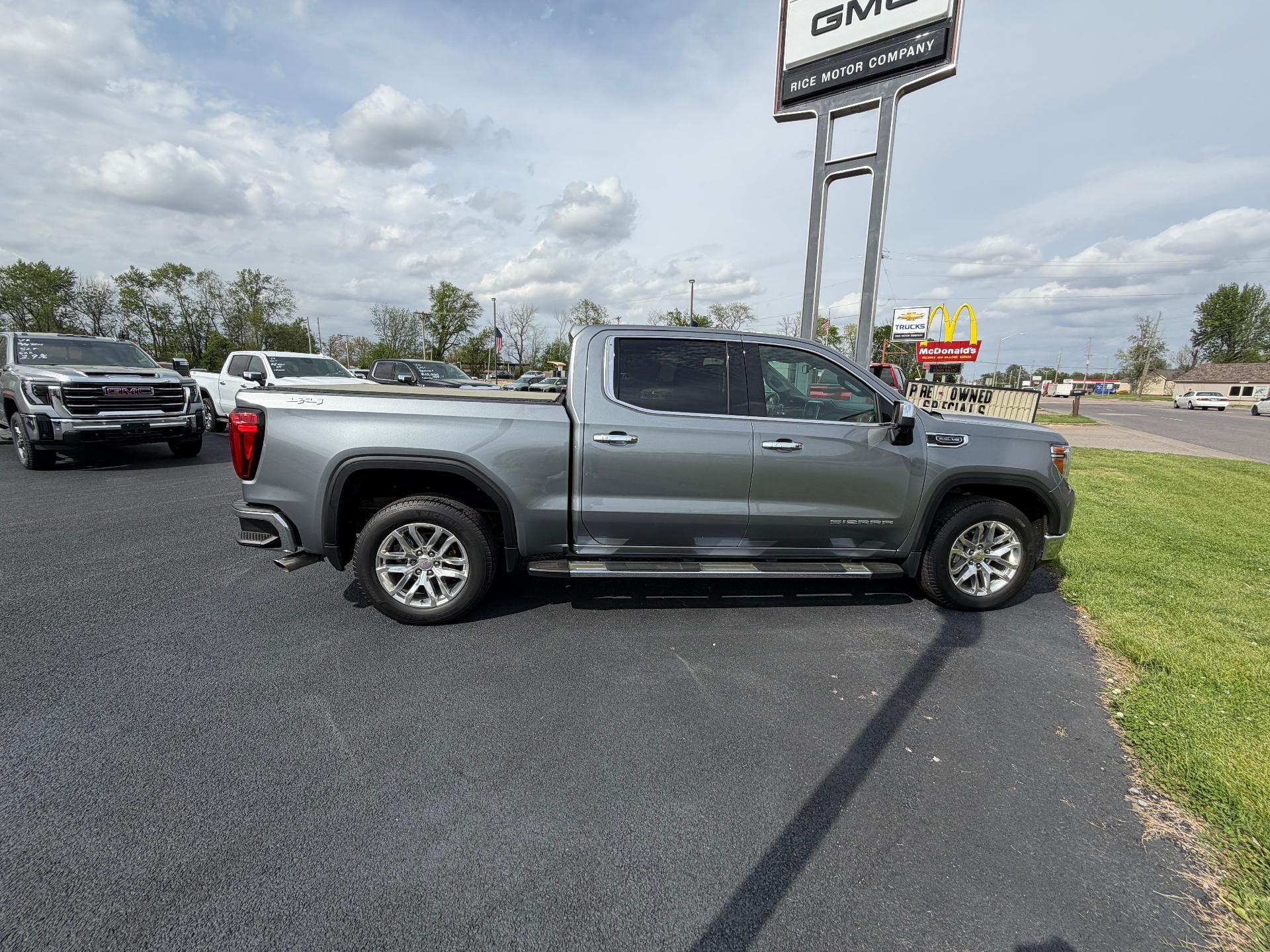 2019 GMC Sierra 1500 SLT
