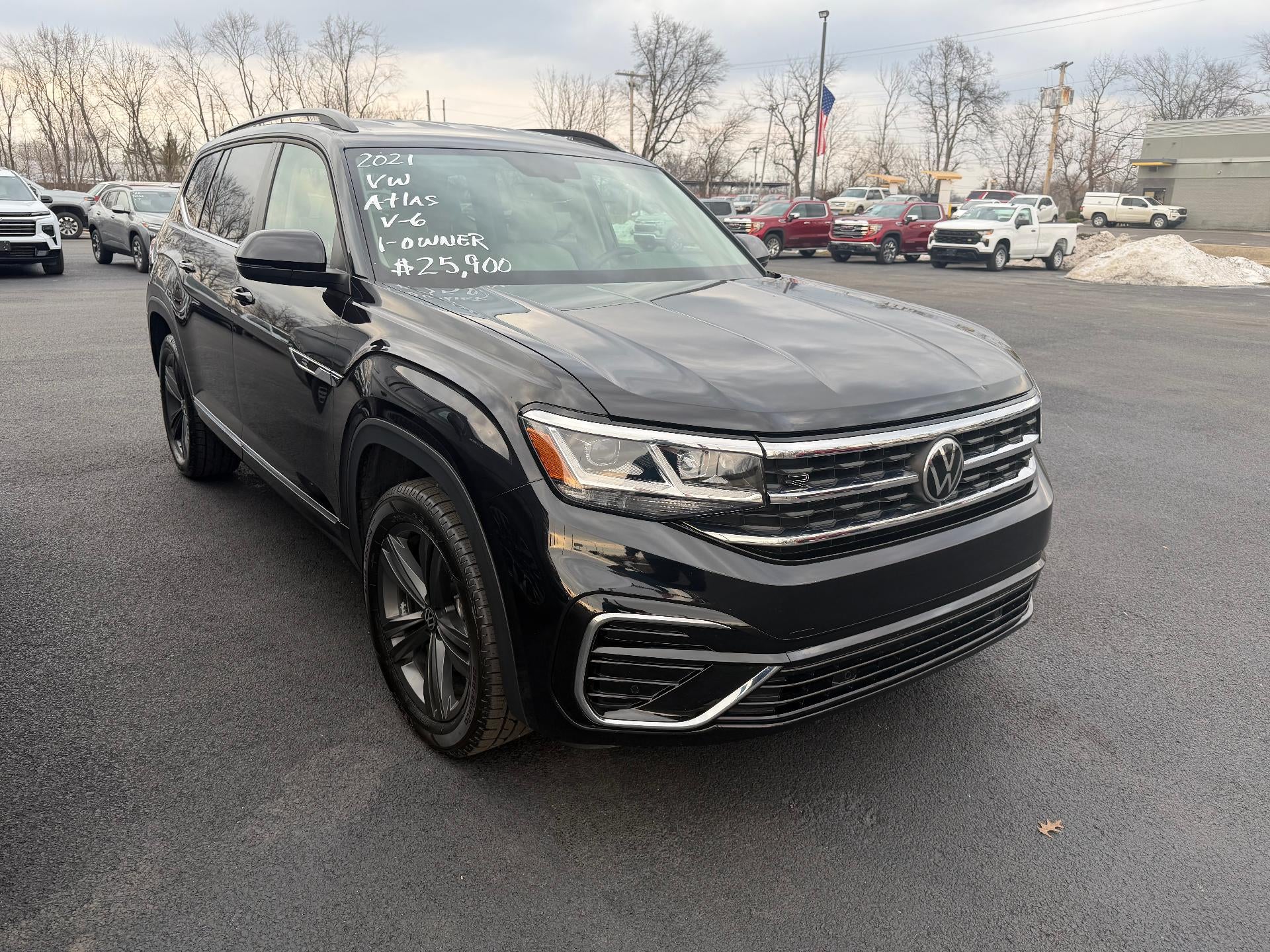 2021 Volkswagen Atlas 3.6L V6 SE w/Technology R-Line