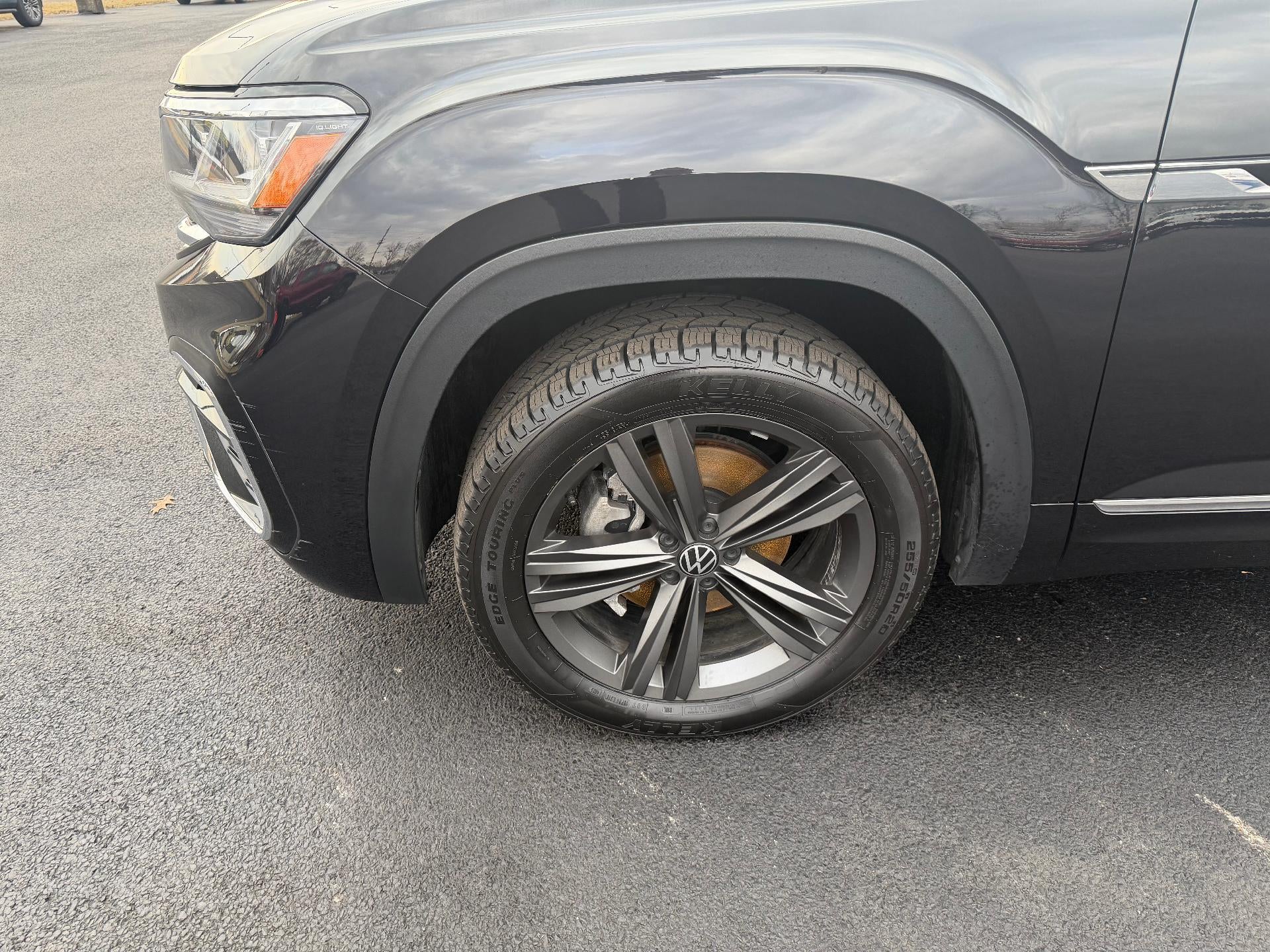 2021 Volkswagen Atlas 3.6L V6 SE w/Technology R-Line