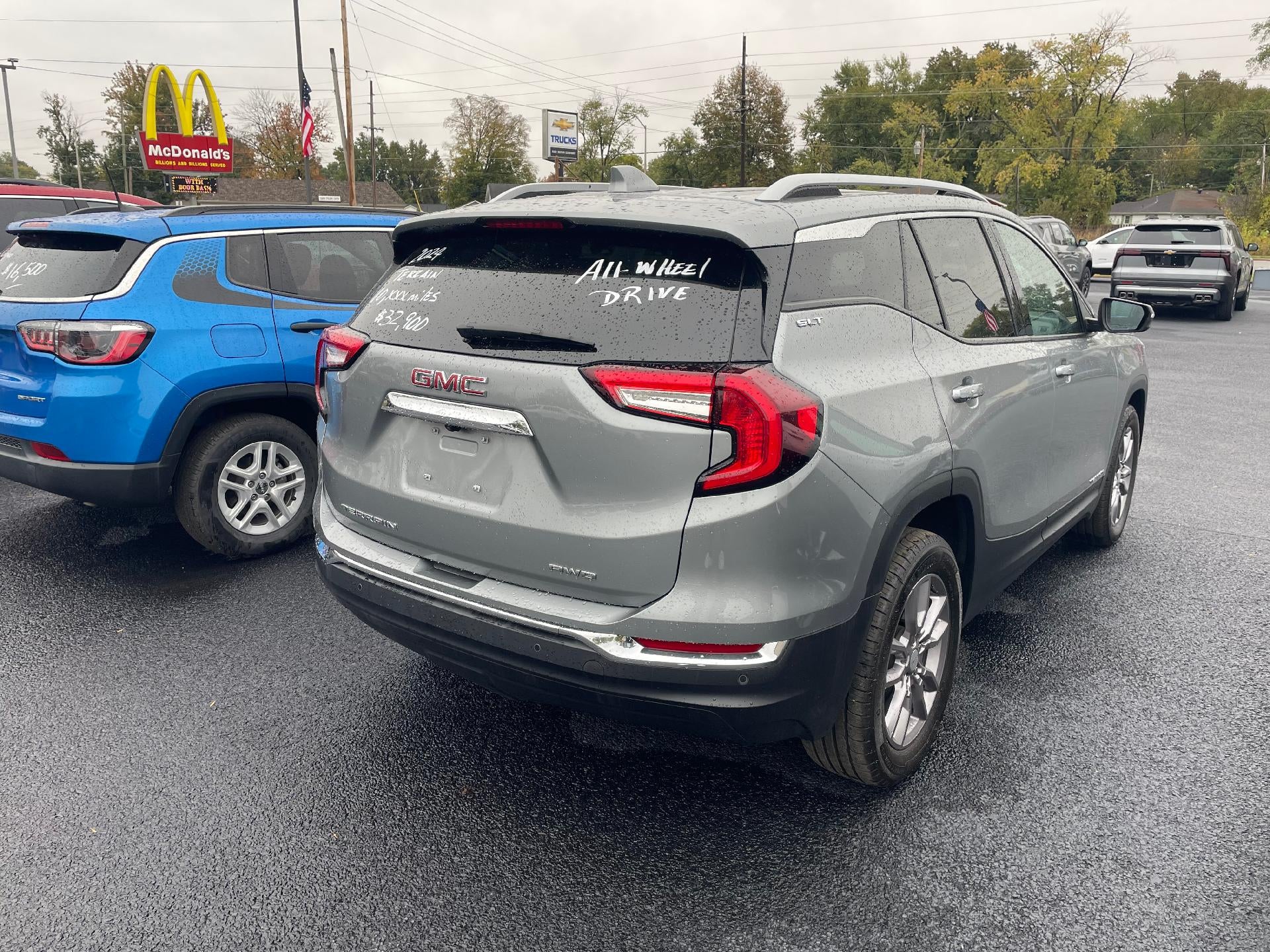 2024 GMC Terrain SLT