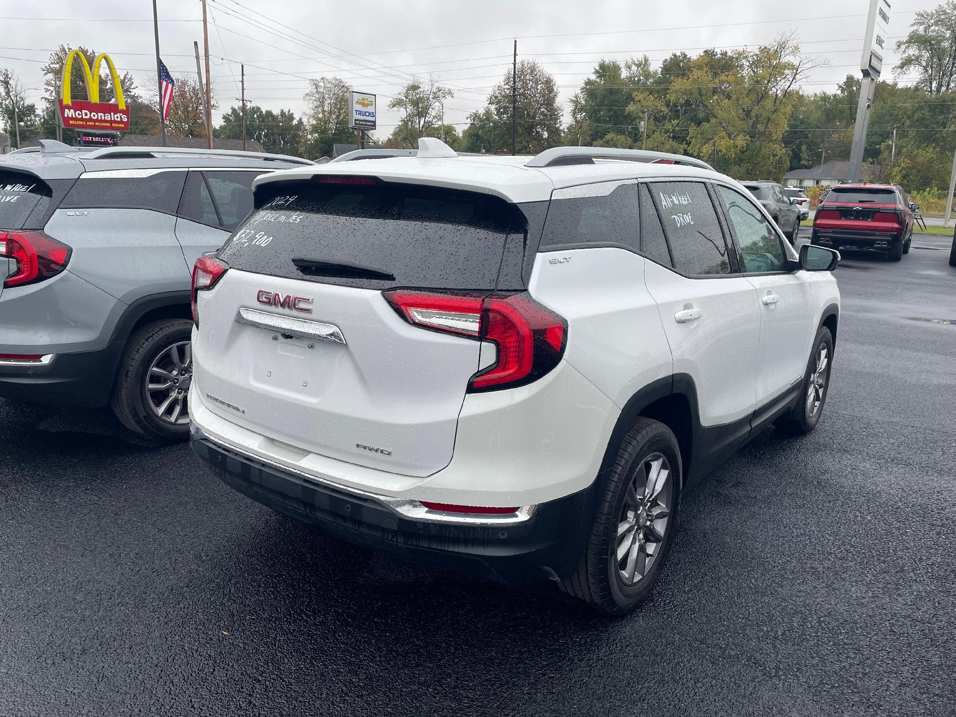 2024 GMC Terrain SLT