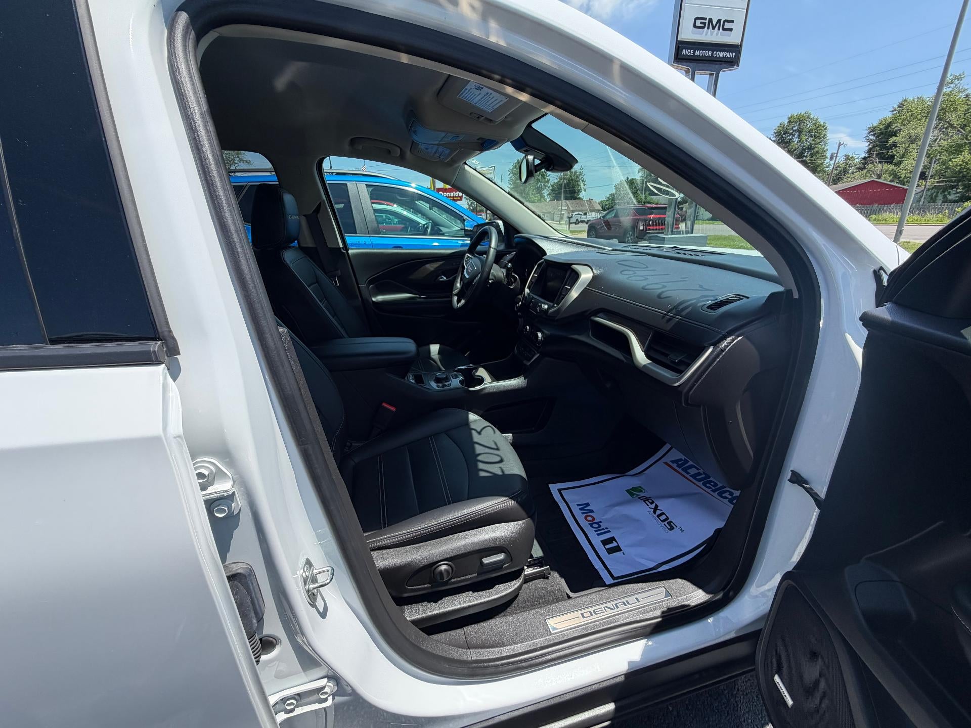 2023 GMC Terrain Denali