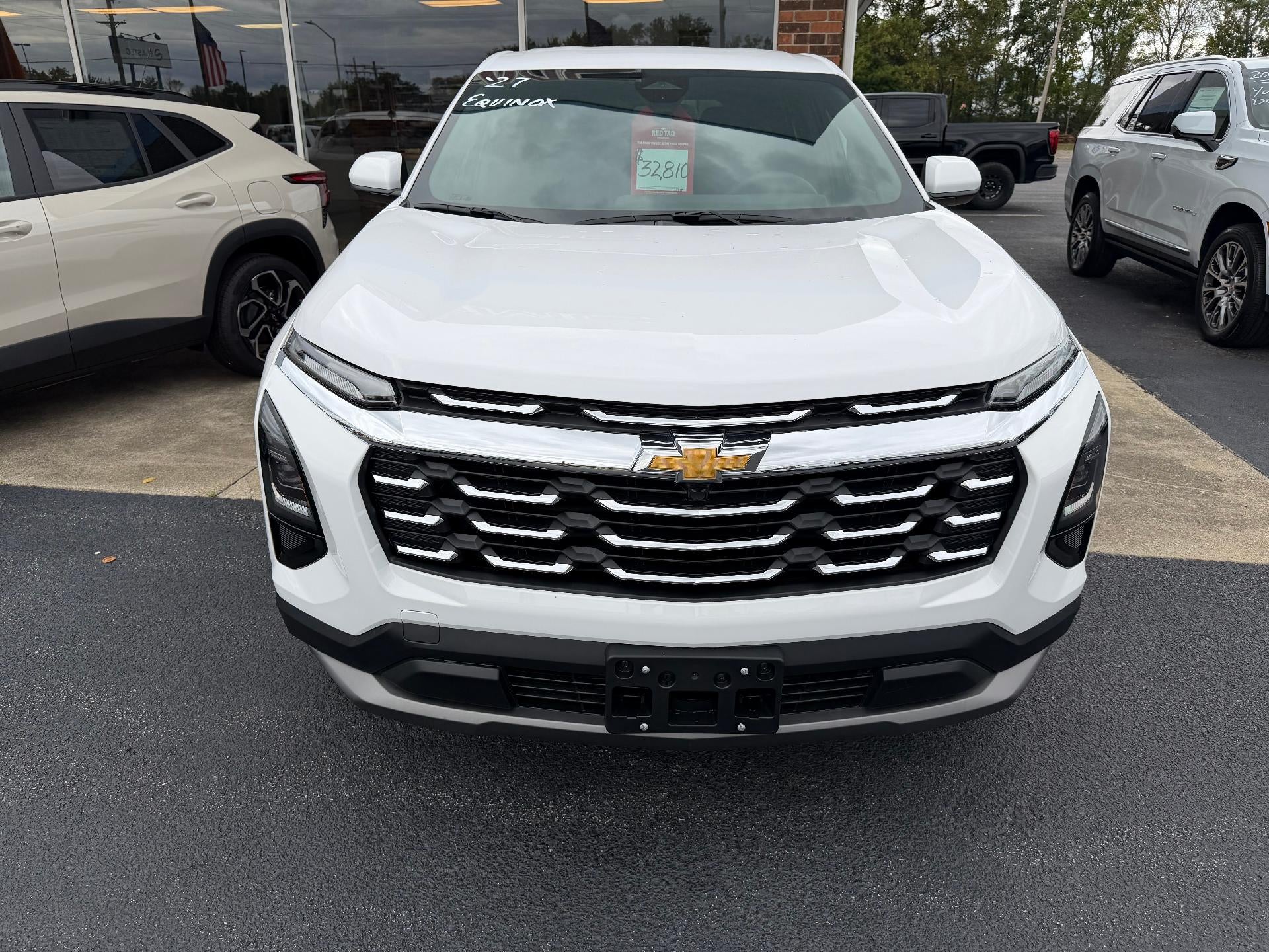 2027 Chevrolet Equinox LT - Photo 6