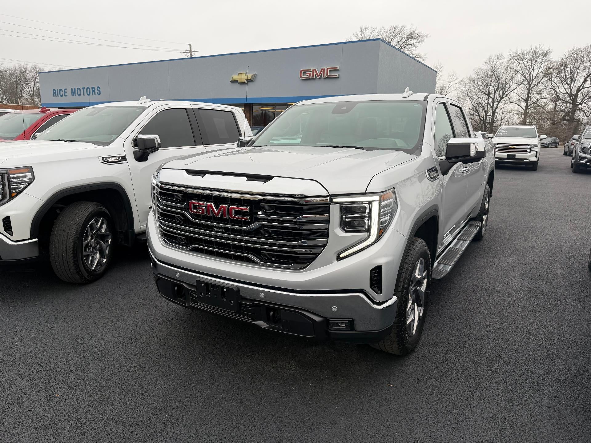 2022 GMC Sierra 1500 SLT