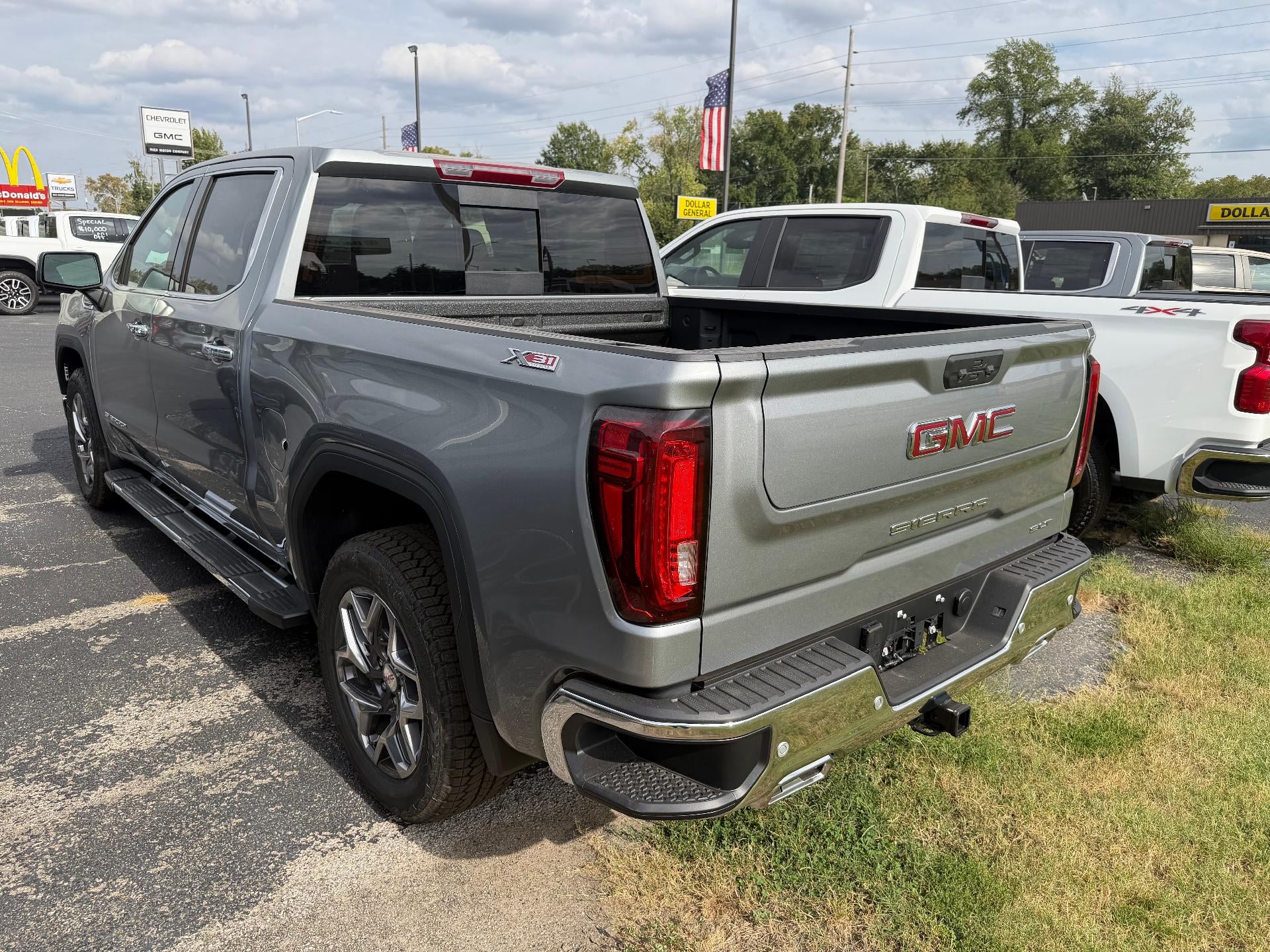 2026 GMC Sierra 1500 SLT