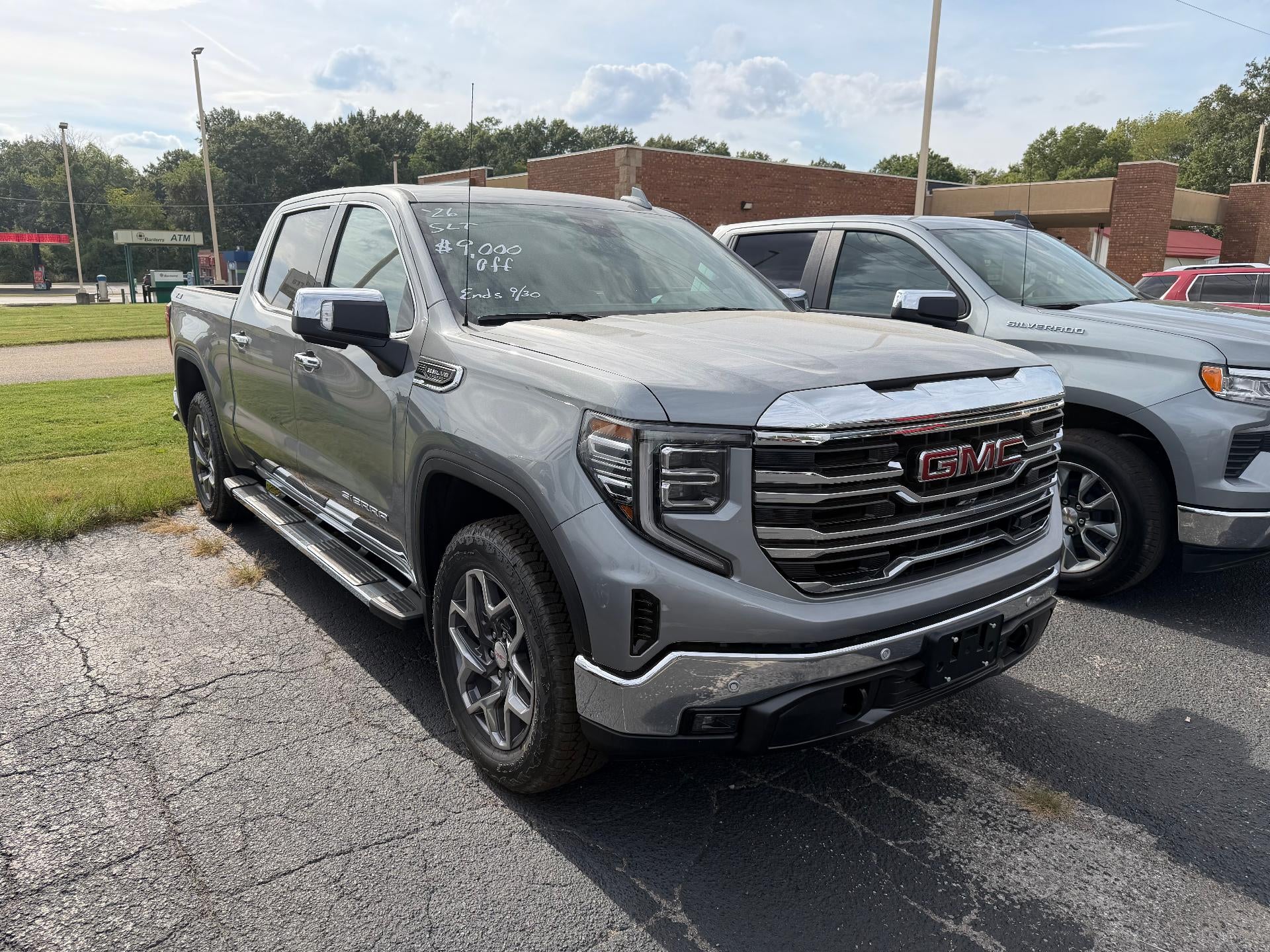 2026 GMC Sierra 1500 SLT