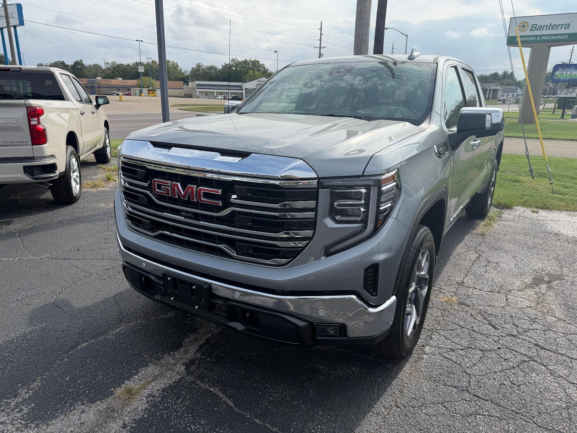 2026 GMC Sierra 1500 SLT