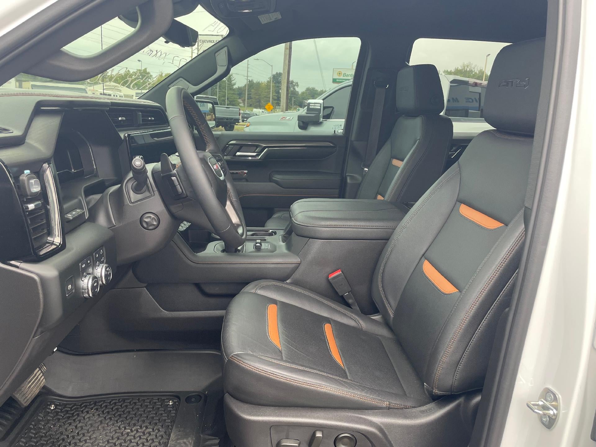 2024 GMC Sierra 1500 AT4