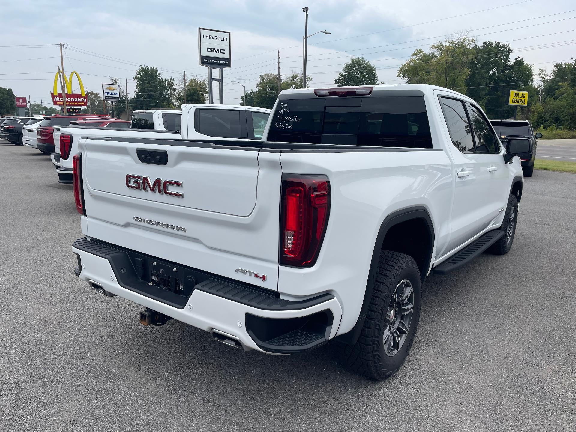2024 GMC Sierra 1500 AT4