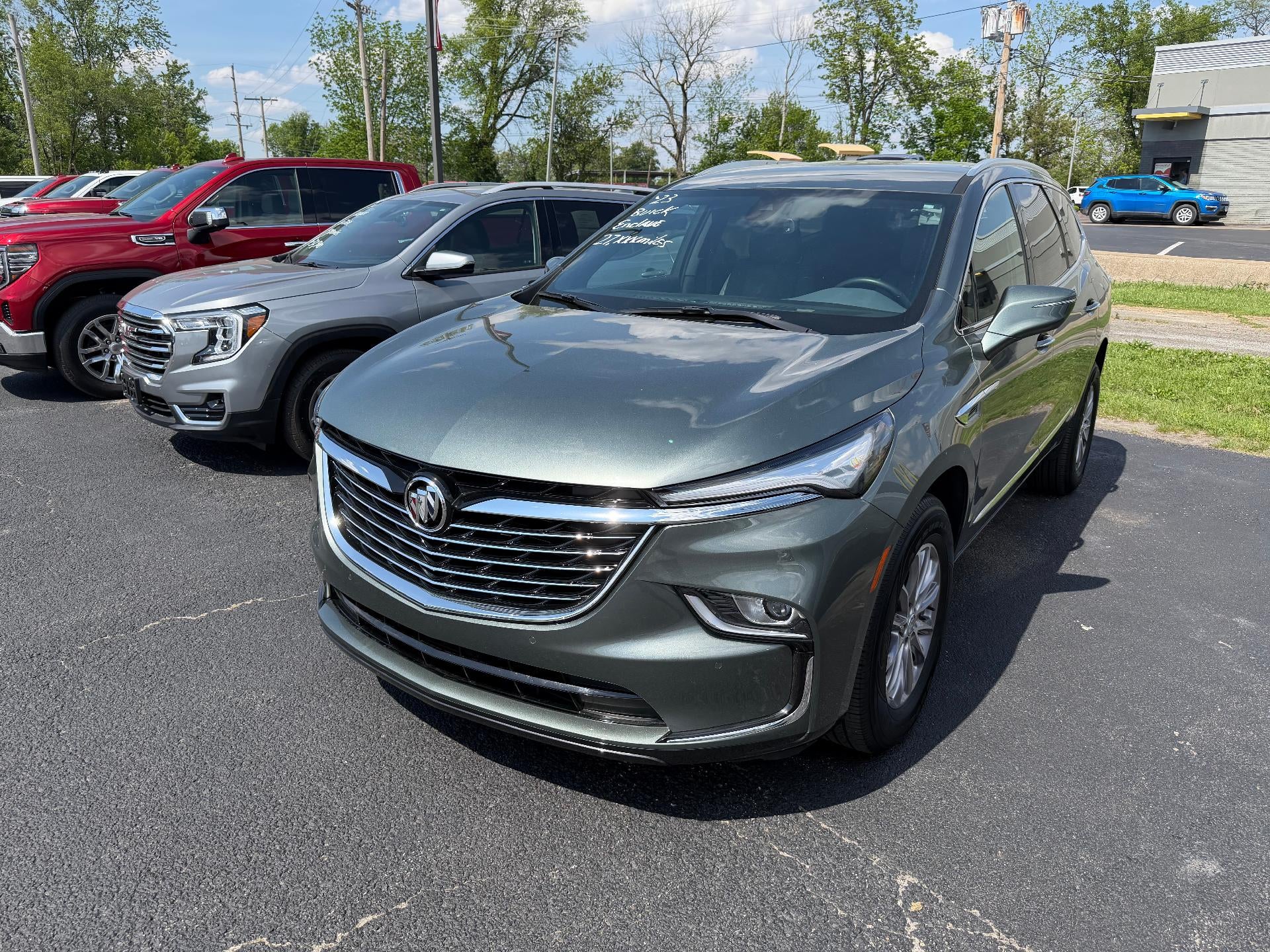 2023 Buick Enclave Essence