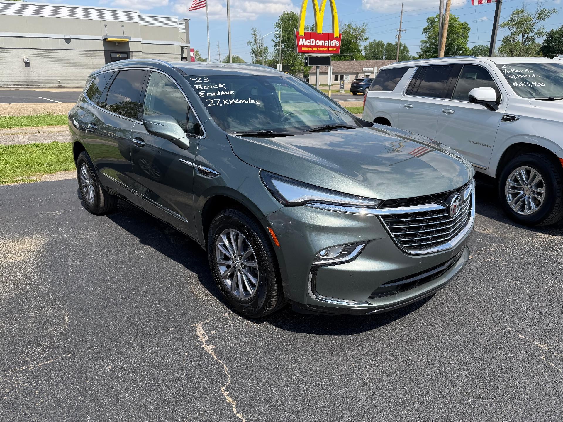 2023 Buick Enclave Essence