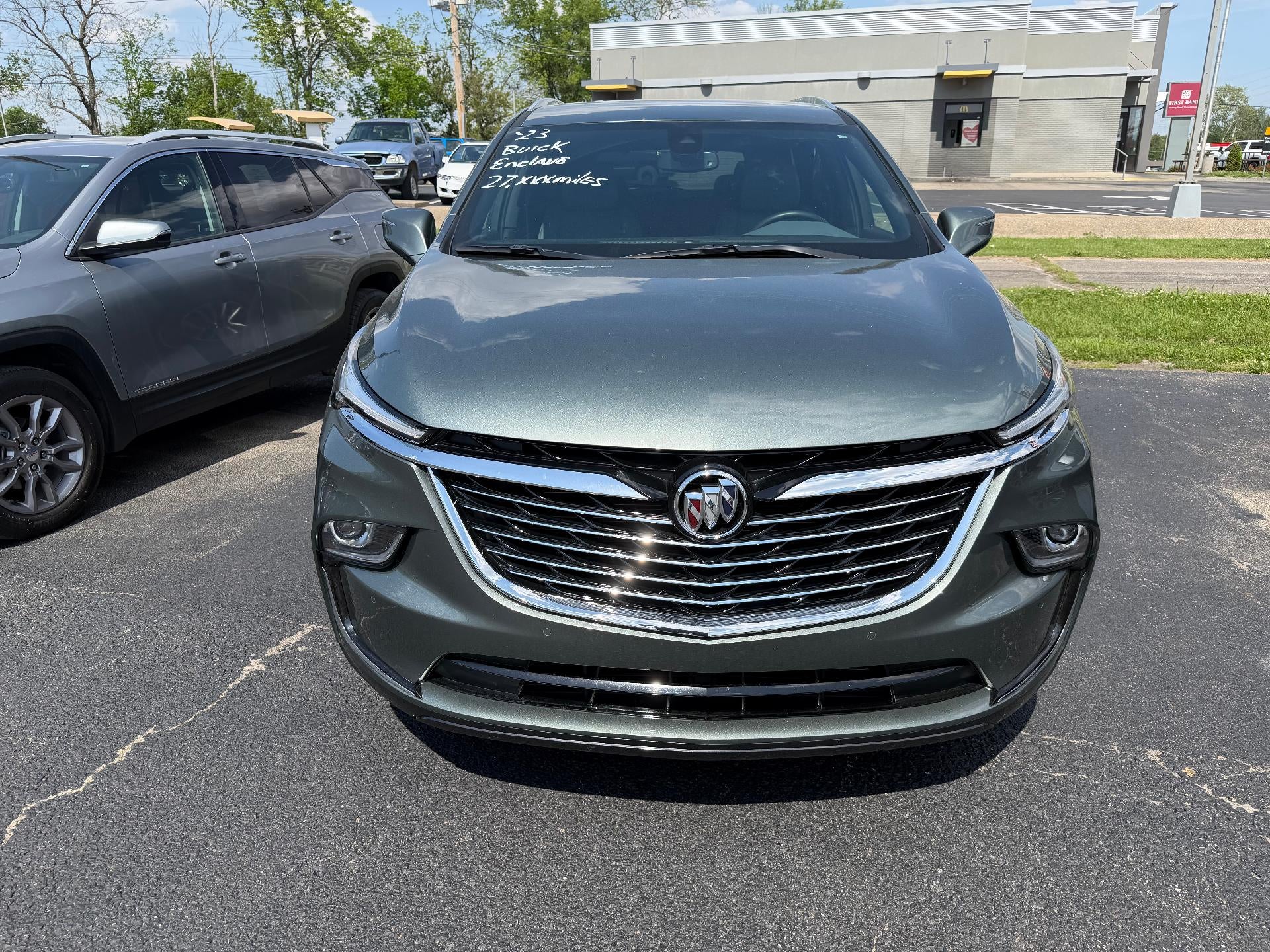 2023 Buick Enclave Essence