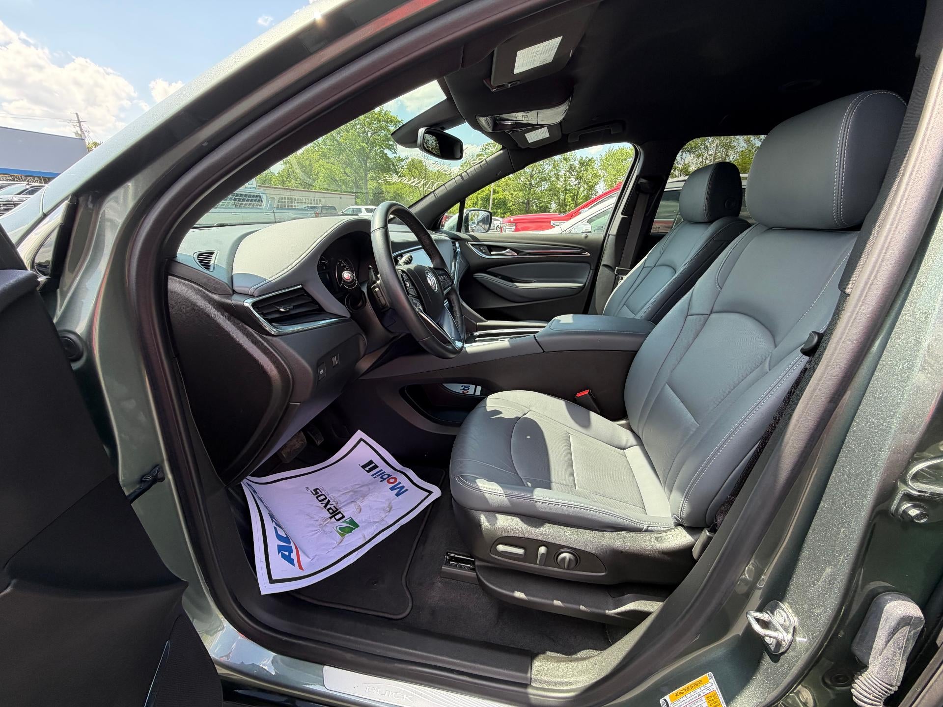 2023 Buick Enclave Essence