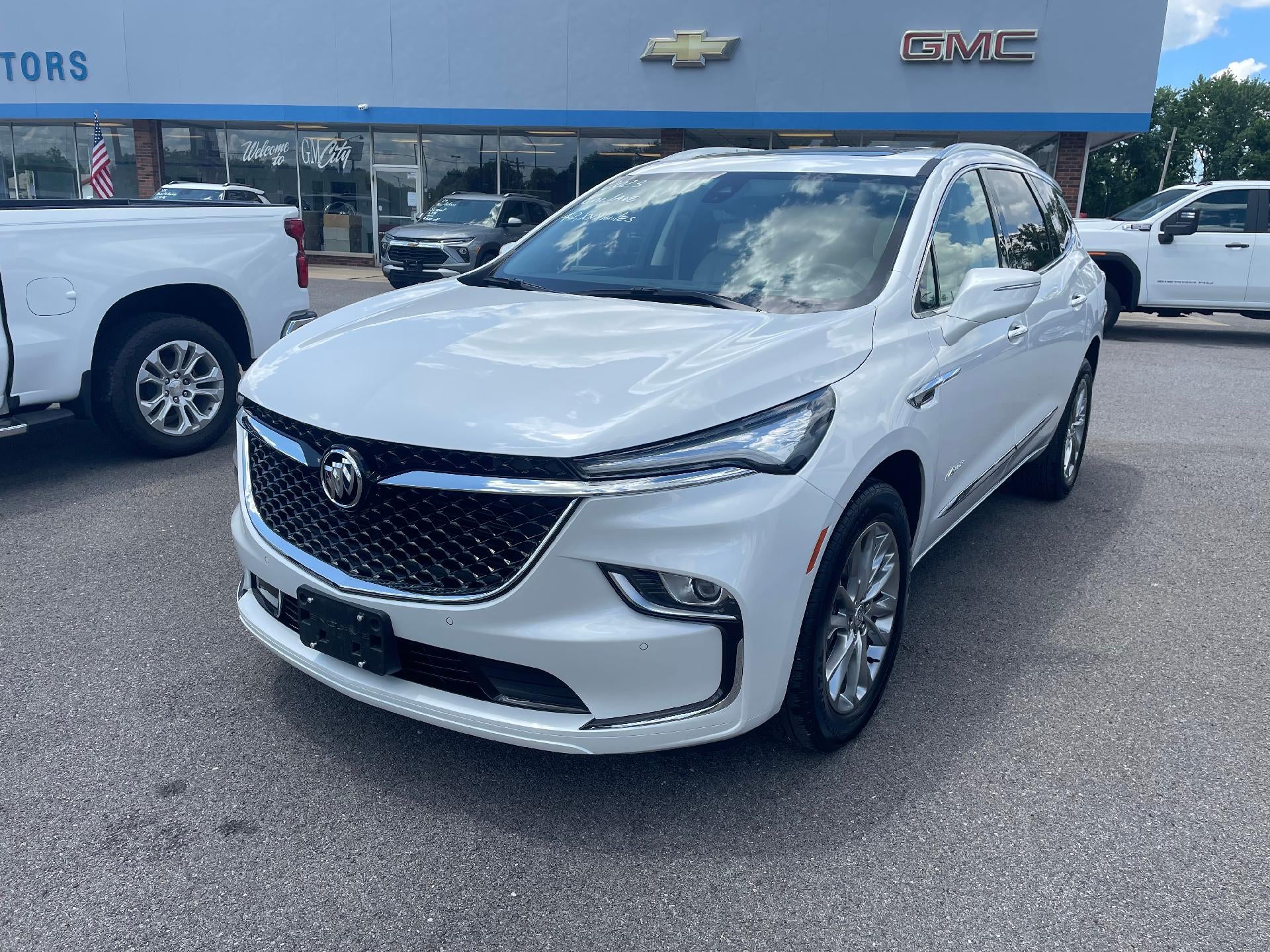 2023 Buick Enclave Avenir