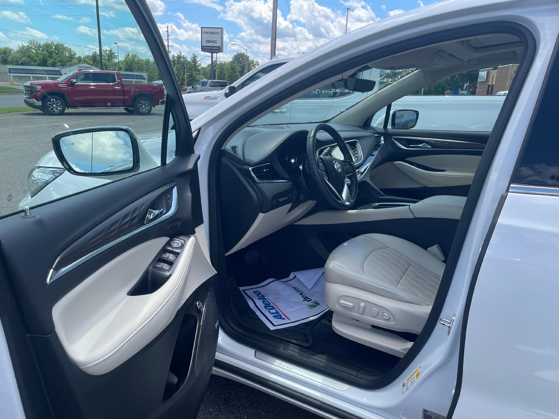 2023 Buick Enclave Avenir
