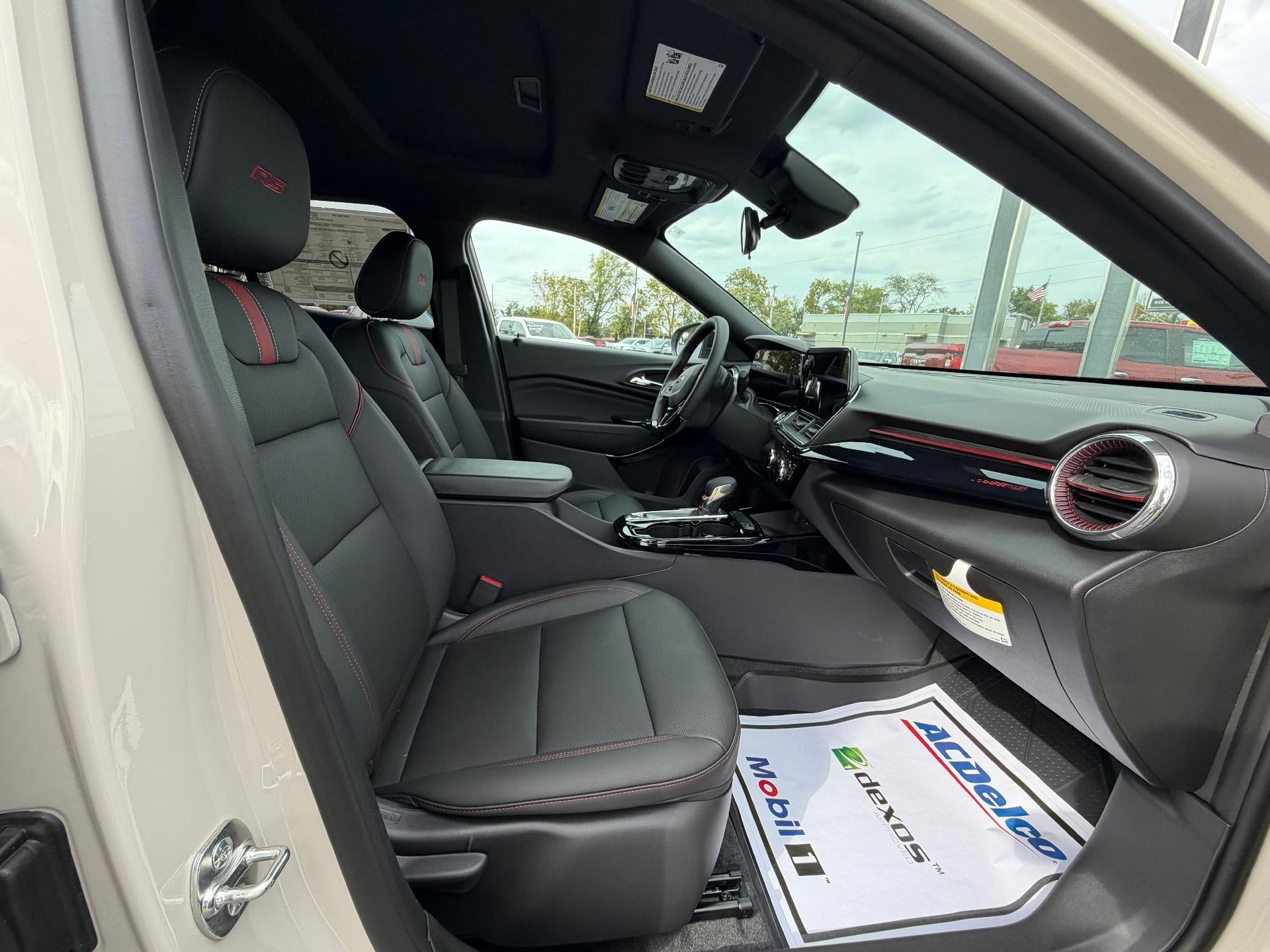 2026 Chevrolet Trax RS - Photo 12